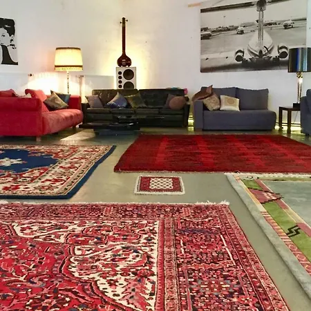 홈스테이 400m2artistloft Central Shared Unique Place No Hotel! Inquire!! *